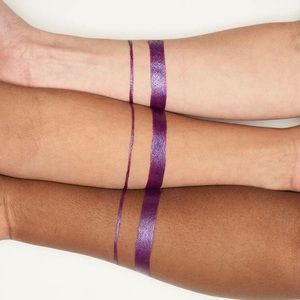 Younique dip and draw eyeliner Psychic